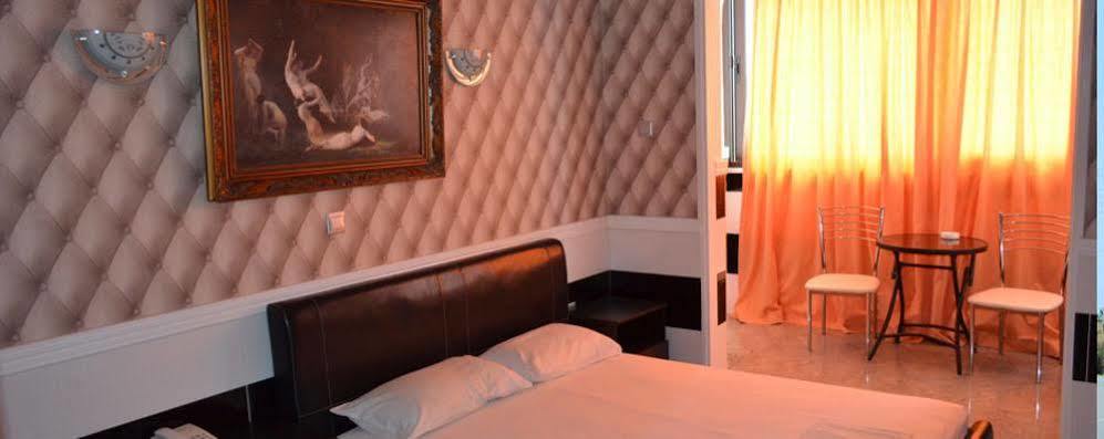 Hotel Vergi Voroklini Exteriör bild
